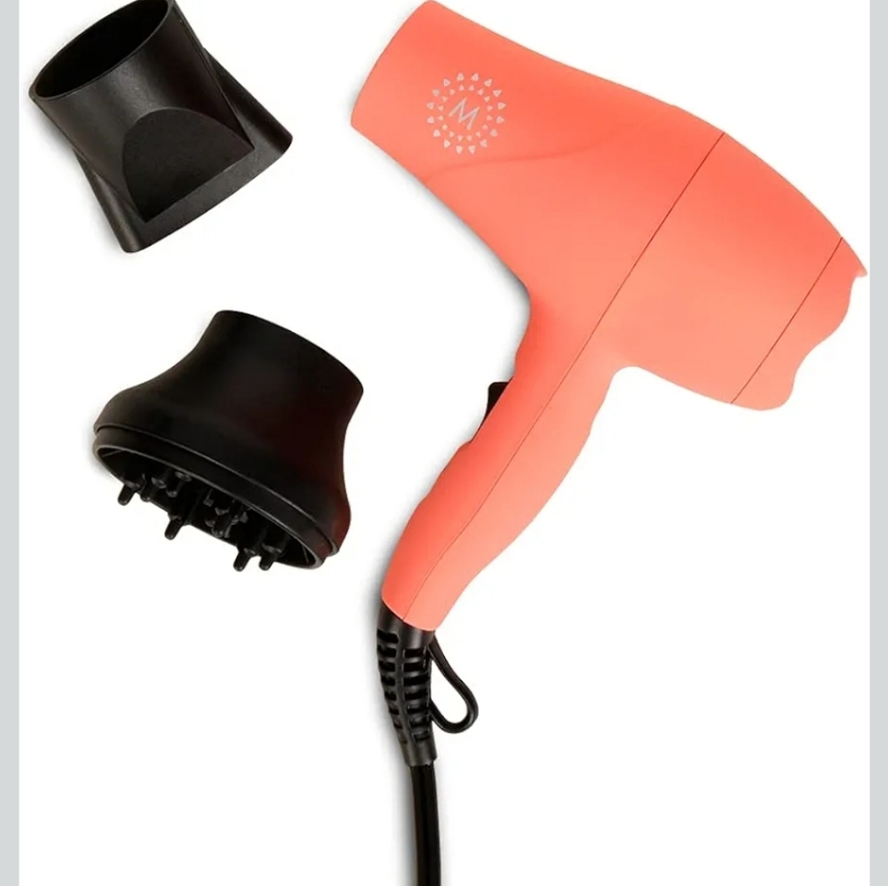 New $99 Malina Travel Kit: Your On-the-Go Hair Styling Essential - Picture 3 of 7